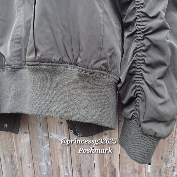 ๐ก๐ข๐ก๐ฆ๐ฌ๐ ๐ท๐ ๐น๐ฑ๐จ๐ Army Green Bomber Jacket M - Picture 13 of 16